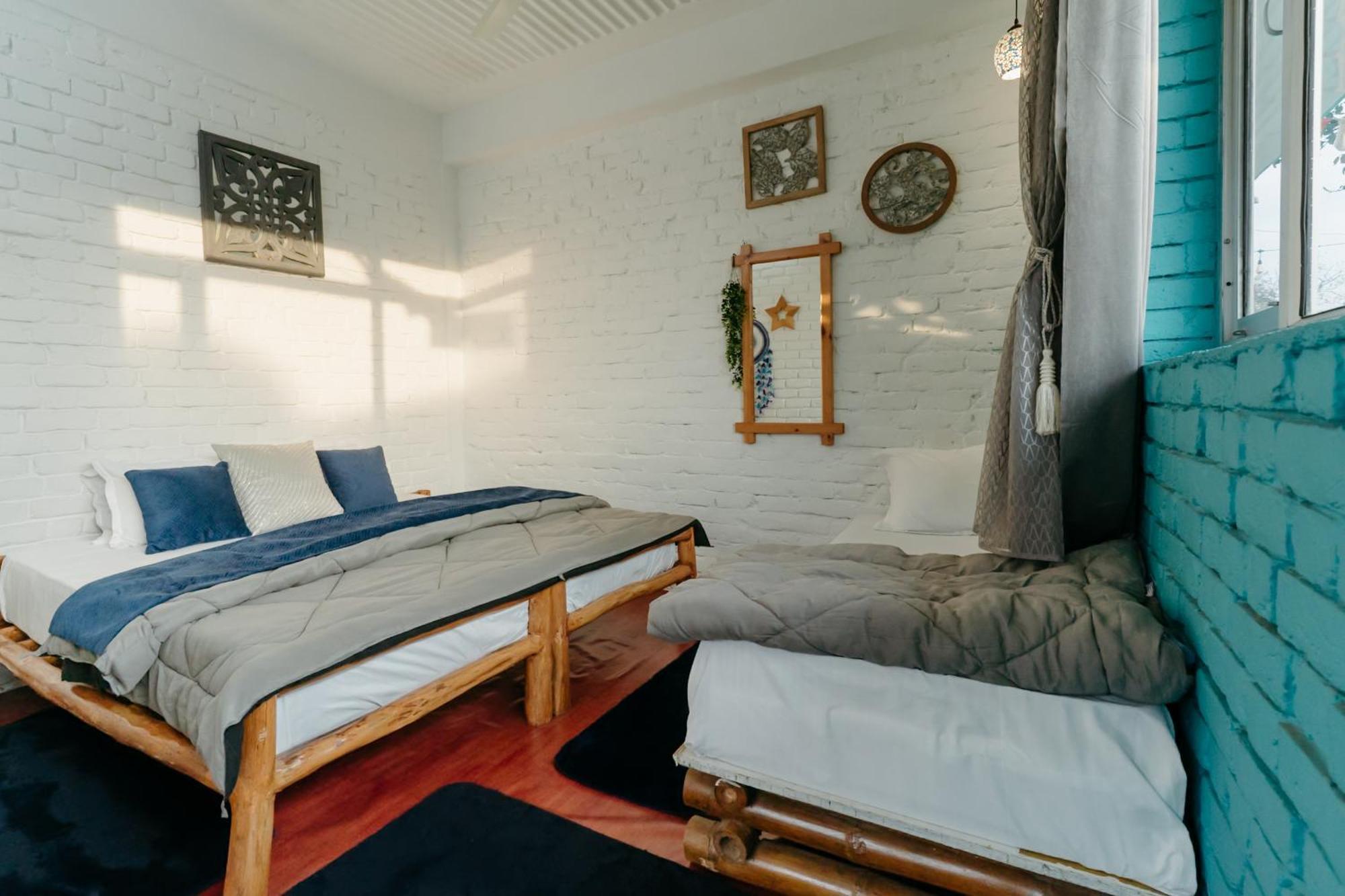 The Hood Hotel Bir  Luaran gambar