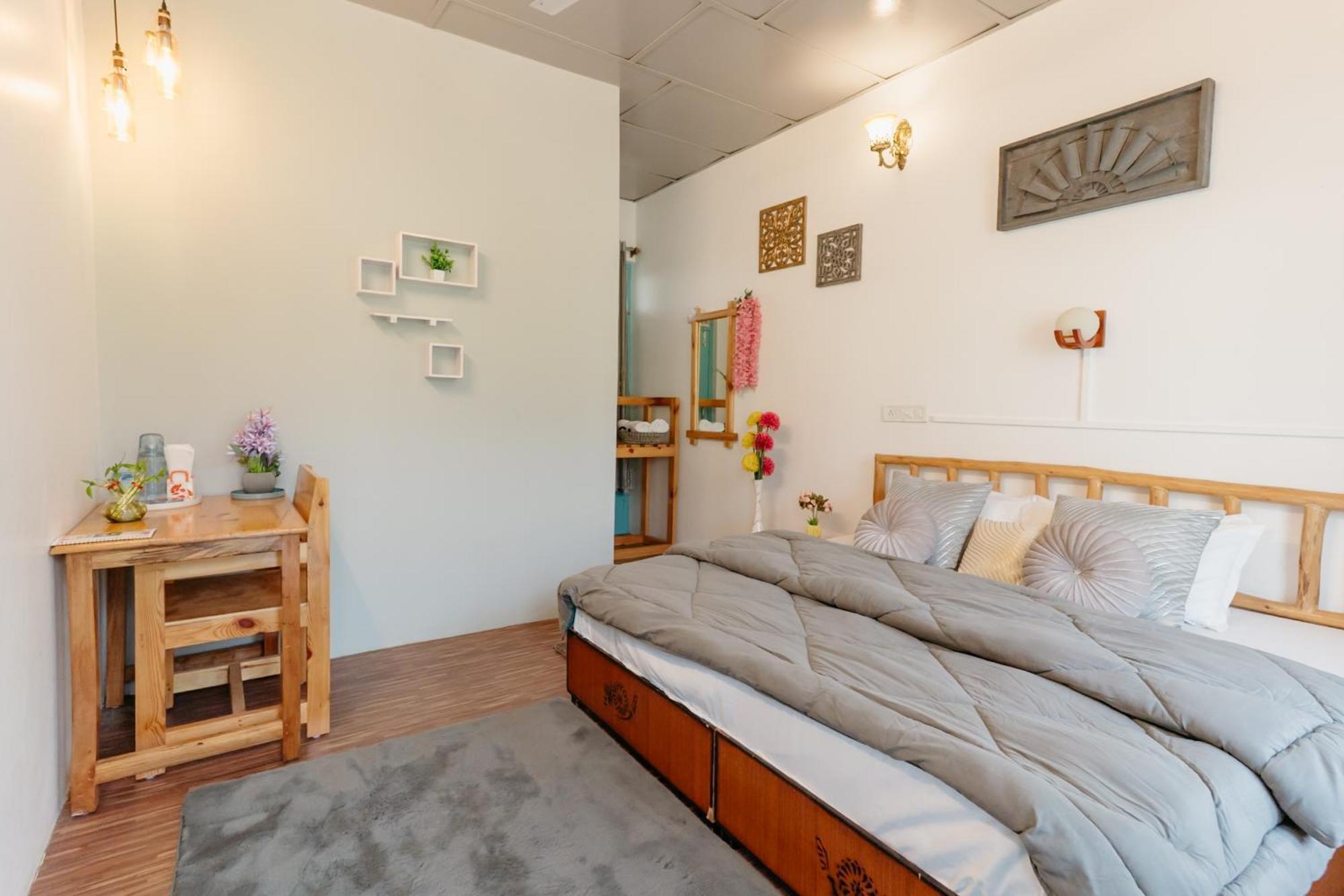 The Hood Hotel Bir  Luaran gambar