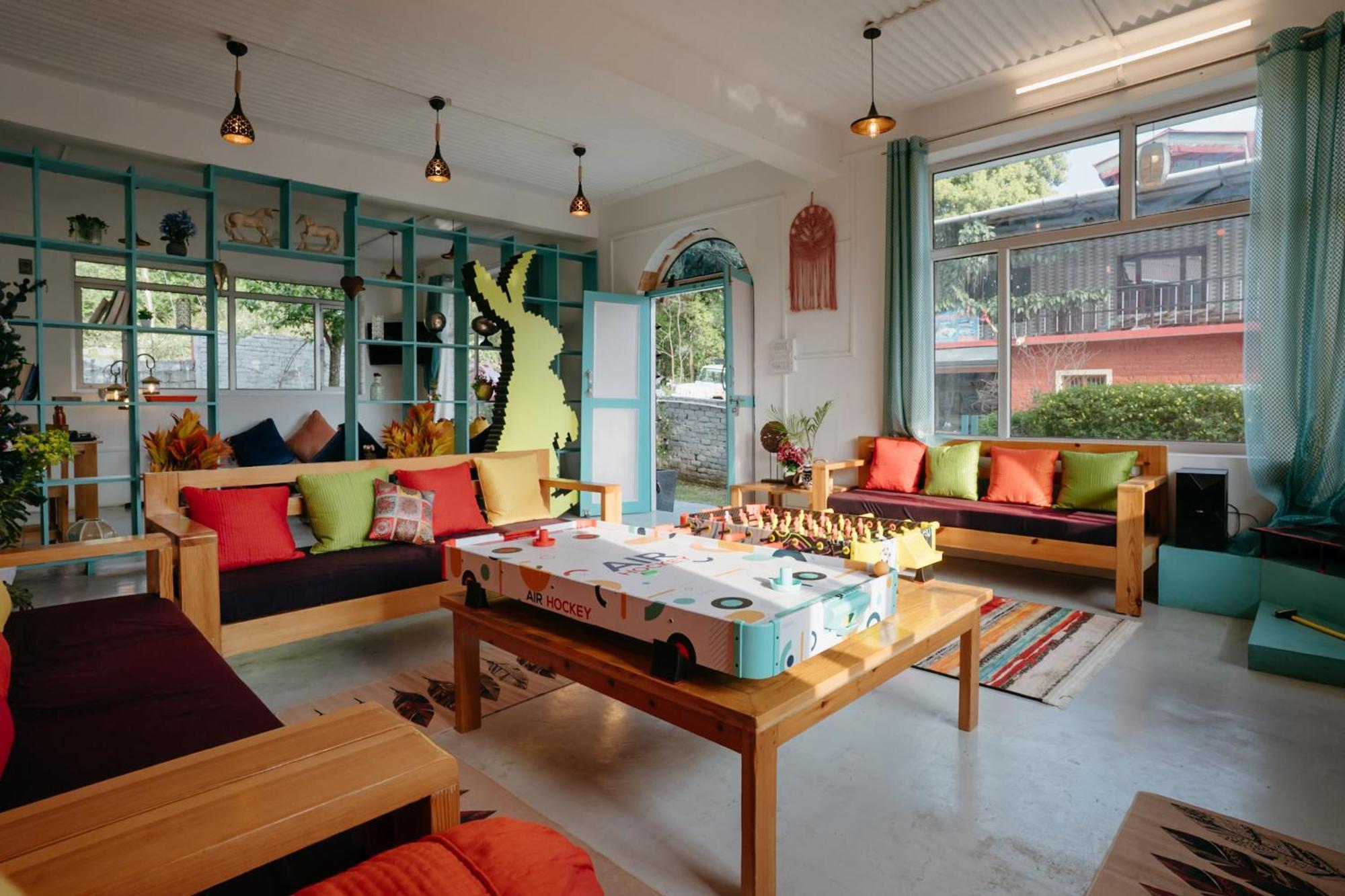 The Hood Hotel Bir  Luaran gambar